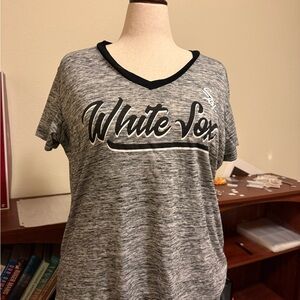 Chicago White Sox Women's Gray V-Neck Top